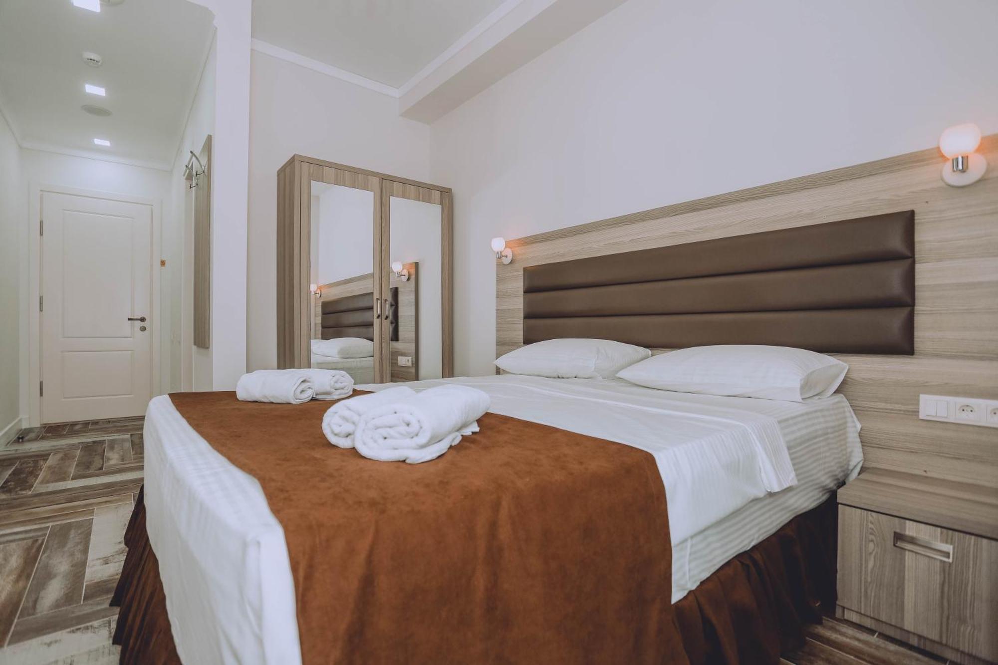 Royal Medis Hotel Batumi Eksteriør billede