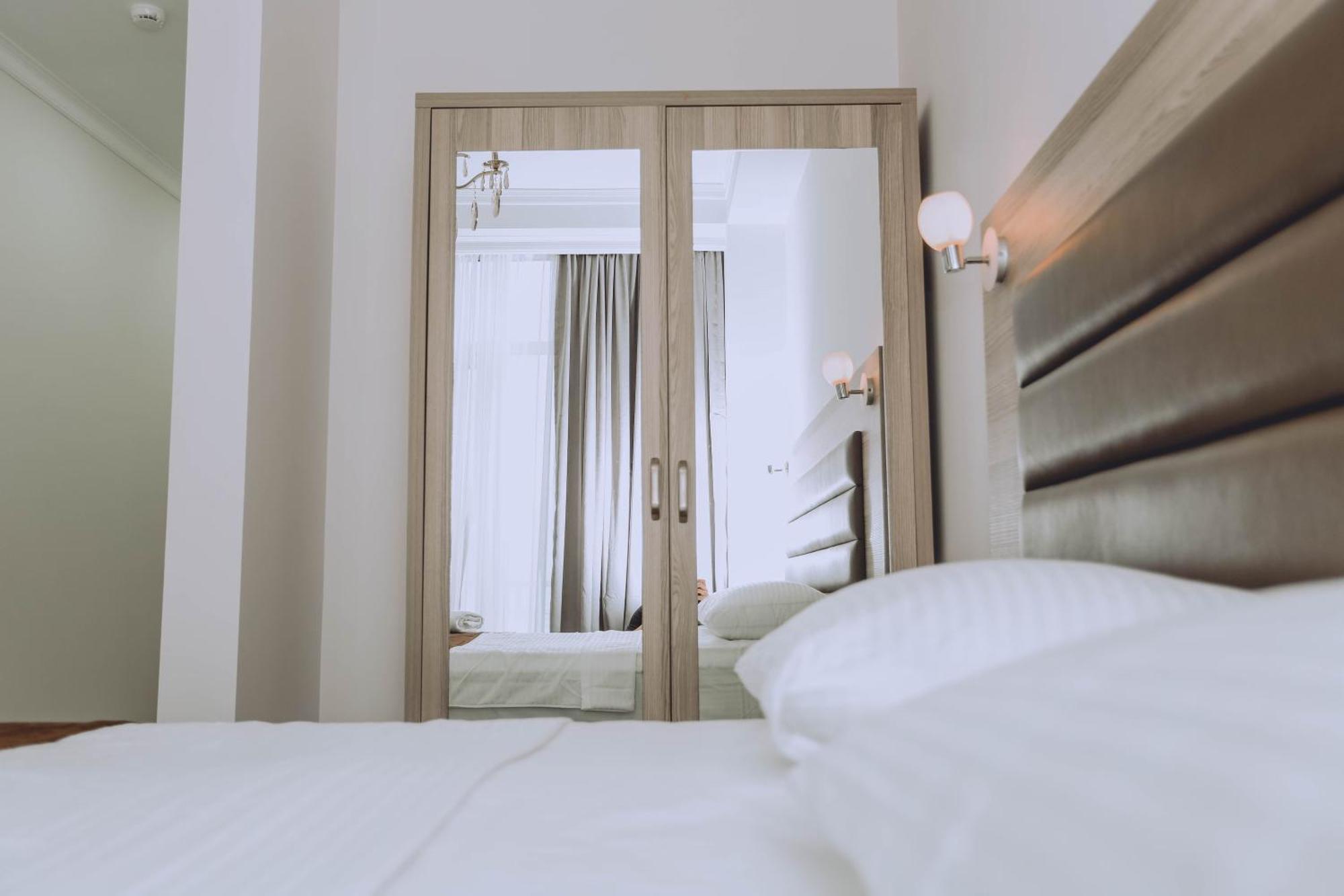 Royal Medis Hotel Batumi Eksteriør billede