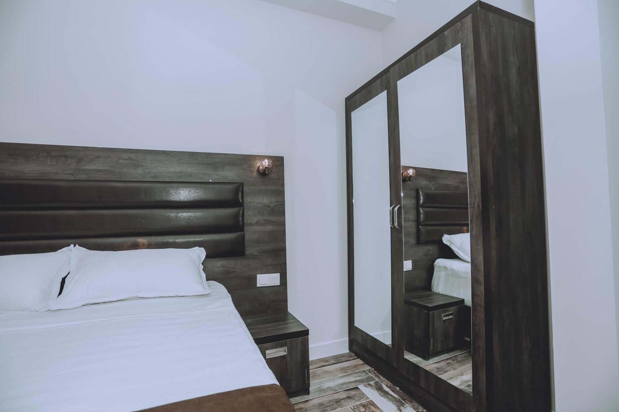 Royal Medis Hotel Batumi Eksteriør billede